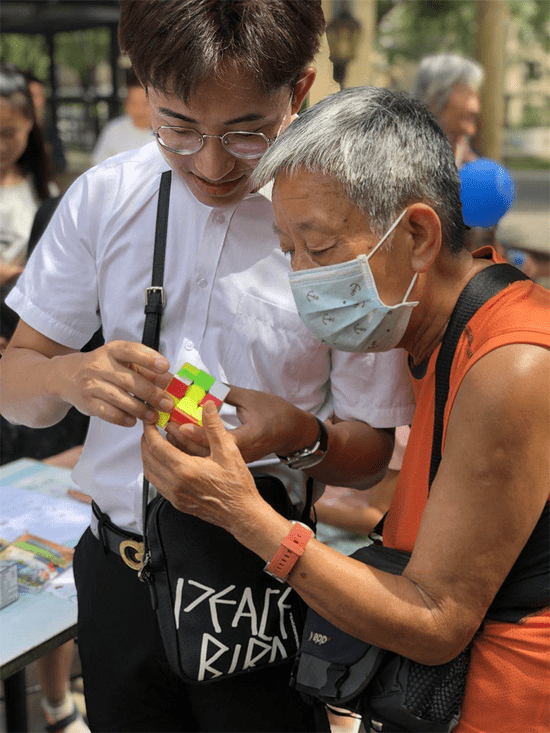 魔方社區(qū)最新動態(tài)與全方位指南，玩轉(zhuǎn)魔方，技能提升——針對初學(xué)者與進(jìn)階用戶的建議
