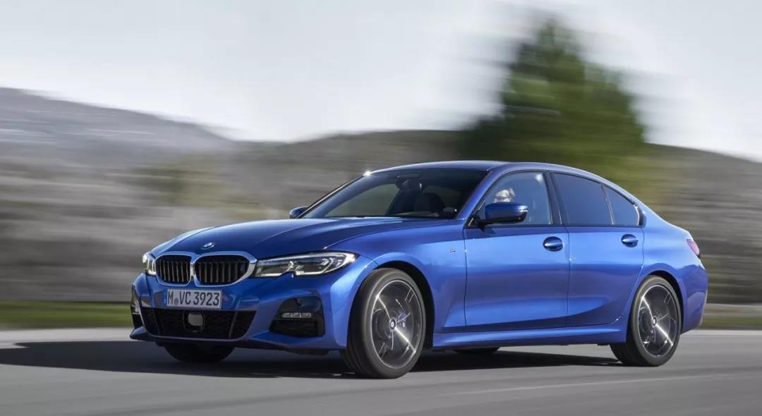 寶馬最新轎跑，購(gòu)買(mǎi)與使用指南全解析