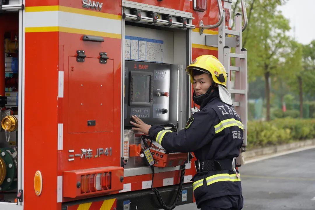 江蘇大火最新進(jìn)展，持續(xù)關(guān)注火勢情況及救援動態(tài)