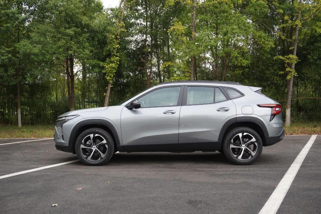 雪弗萊最新款，開(kāi)啟一段溫馨的駕駛之旅