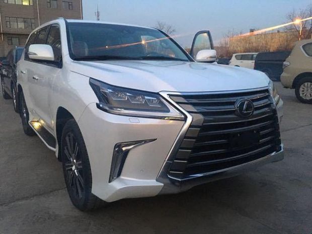 雷克薩斯270最新報價，時代標桿豪華轎車之選