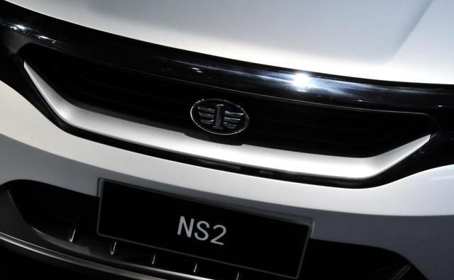 夏利NS2最新動態(tài)揭秘，小巷中的隱藏瑰寶