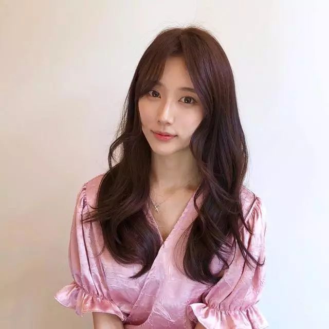 2024中長發(fā)最新發(fā)型女，指南與步驟詳解，打造時尚發(fā)型！