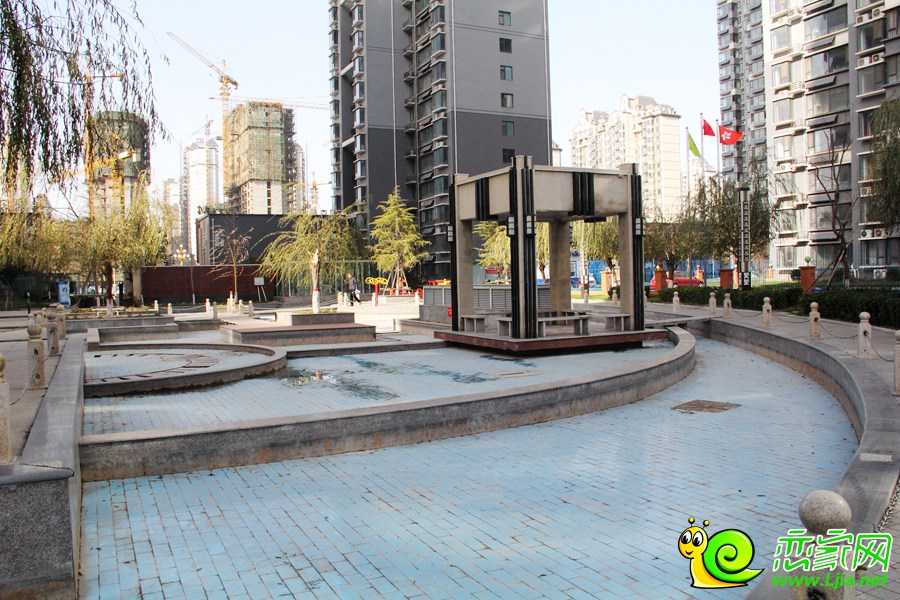 萬浩儷城東區(qū)最新房價，時代印記與城市的脈動