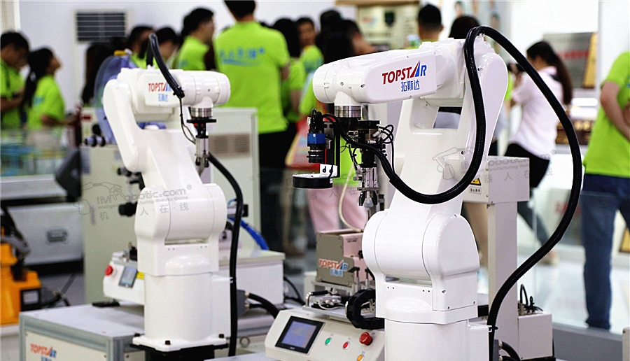 億達(dá)機(jī)器人最新消息,億達(dá)機(jī)器人最新消息??科技前沿，引領(lǐng)未來！