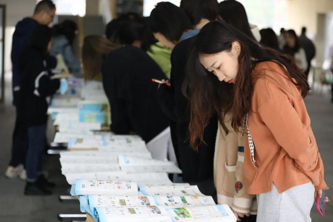 互動(dòng)作業(yè)最新版本下載指南，輕松獲取最新學(xué)習(xí)資源