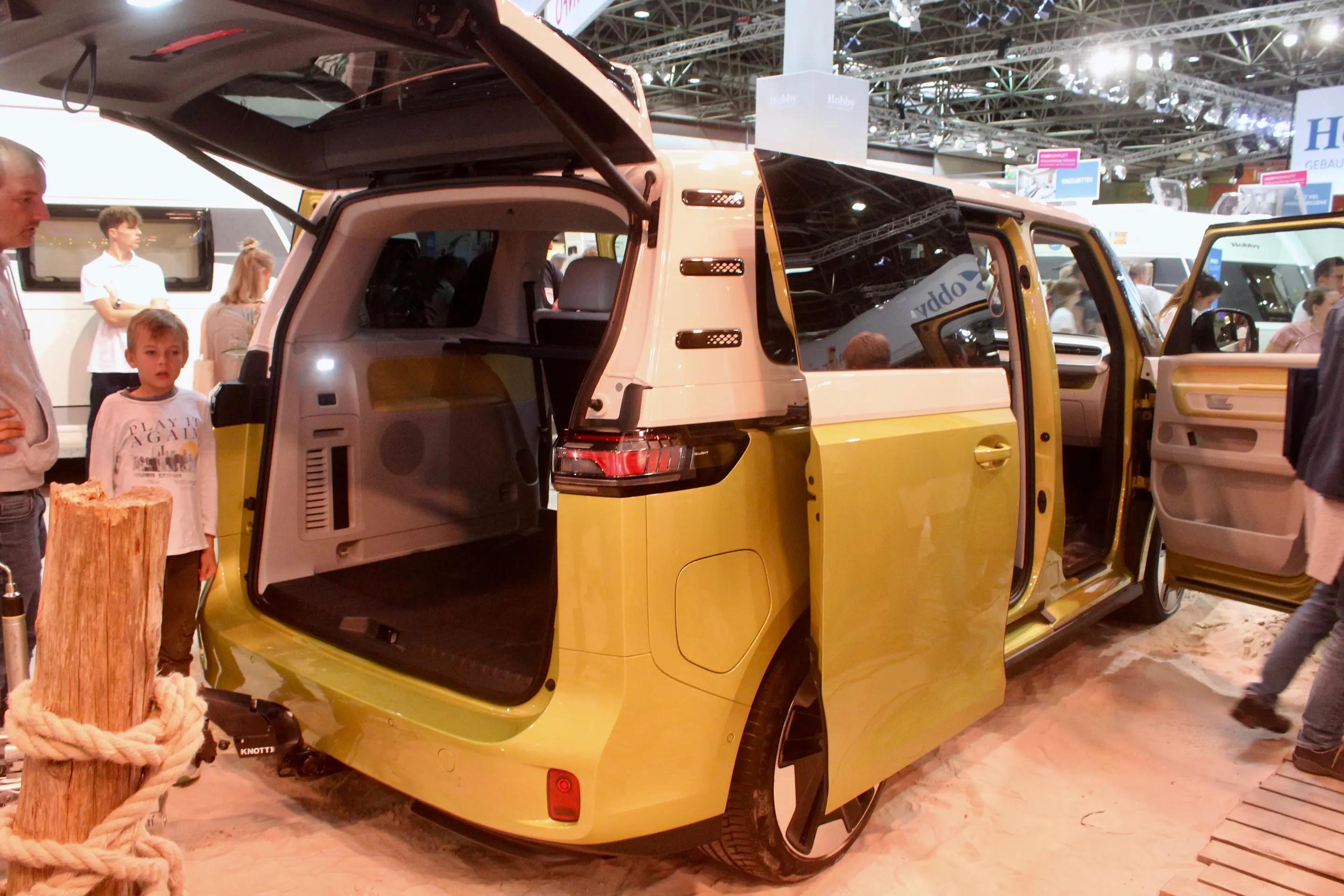 大眾最新旅居車，啟程學(xué)習(xí)，自信前行，開啟夢(mèng)想新征程