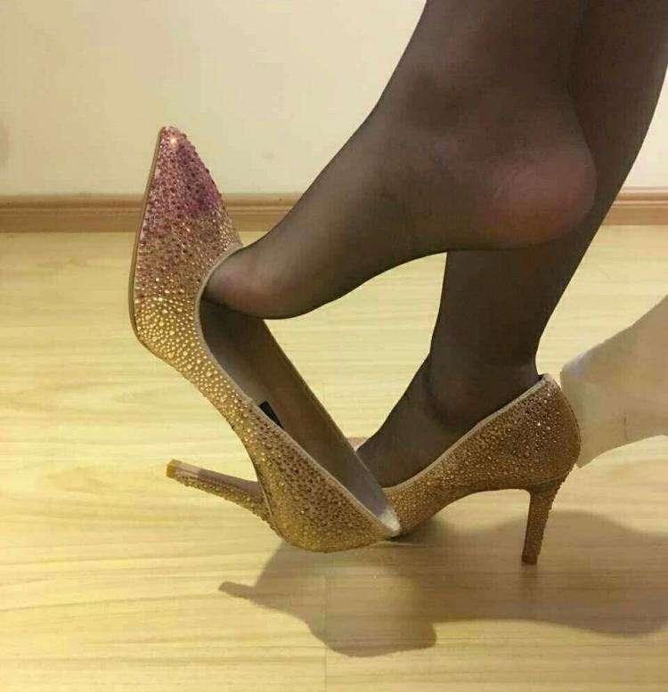 武漢足絲科技重塑生活，足尖上的未來已來臨！