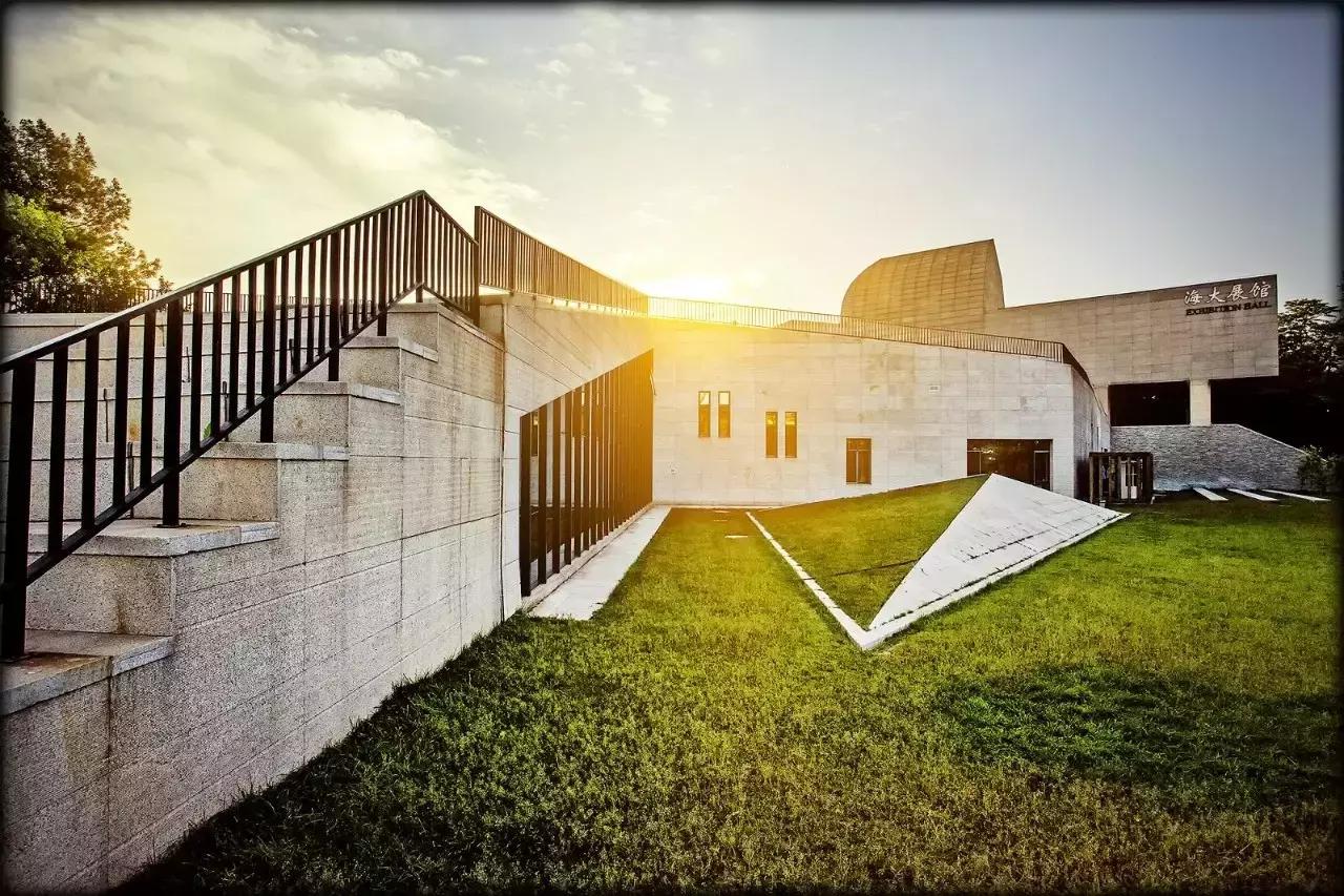 世界最新排名高校，科技巨擘的搖籃，未來教育革新之旅