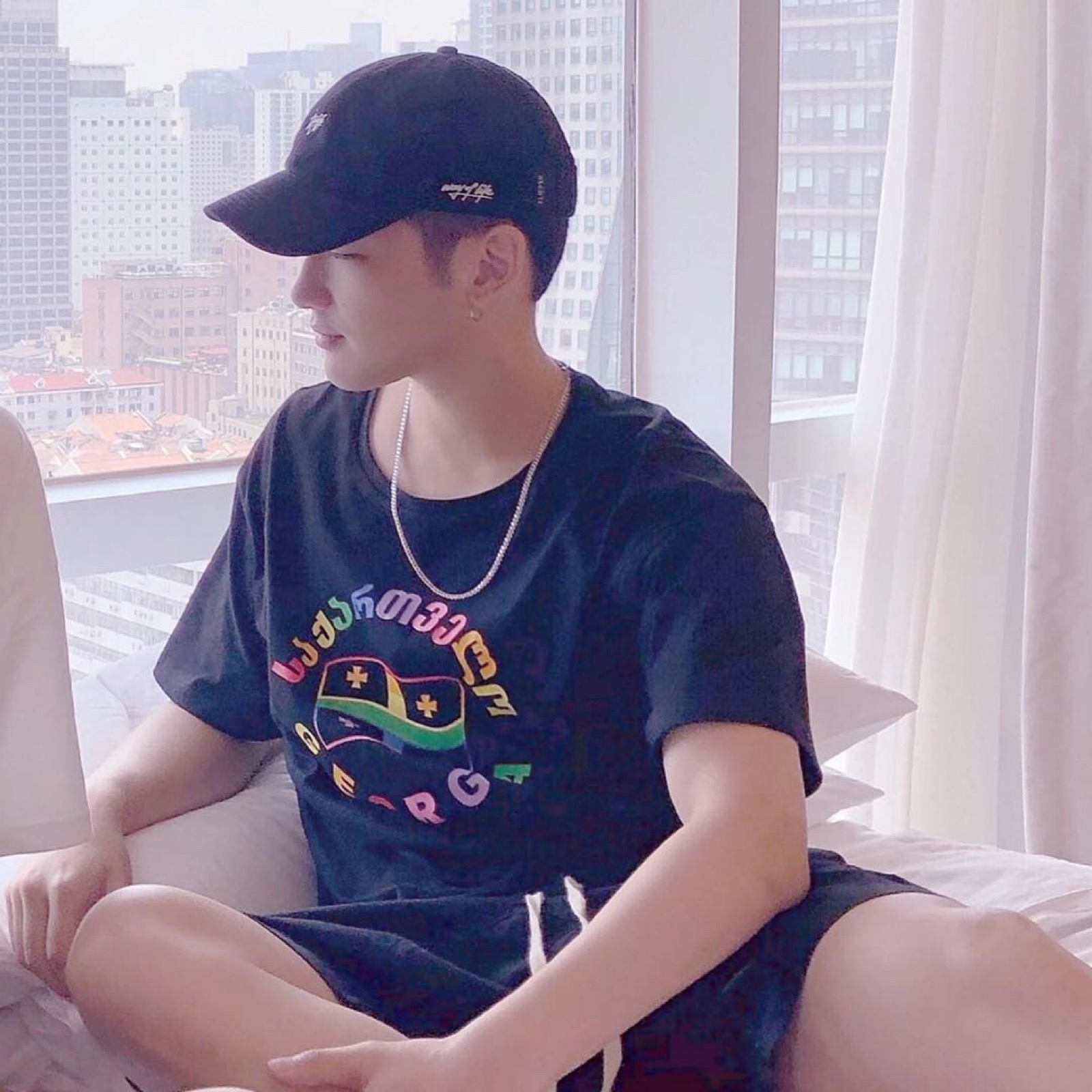 單人情侶的日常趣事，最新篇章