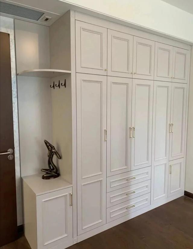 壁柜最新款安裝指南，最新壁柜款式及其安裝步驟詳解