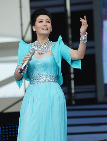 譚晶的最新,譚晶的最新動(dòng)態(tài)，音樂(lè)旅程的新篇章