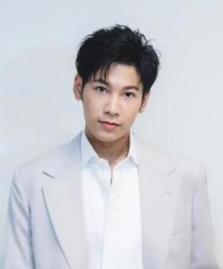 泰國(guó)男演員，銀幕與人生的勵(lì)志之旅