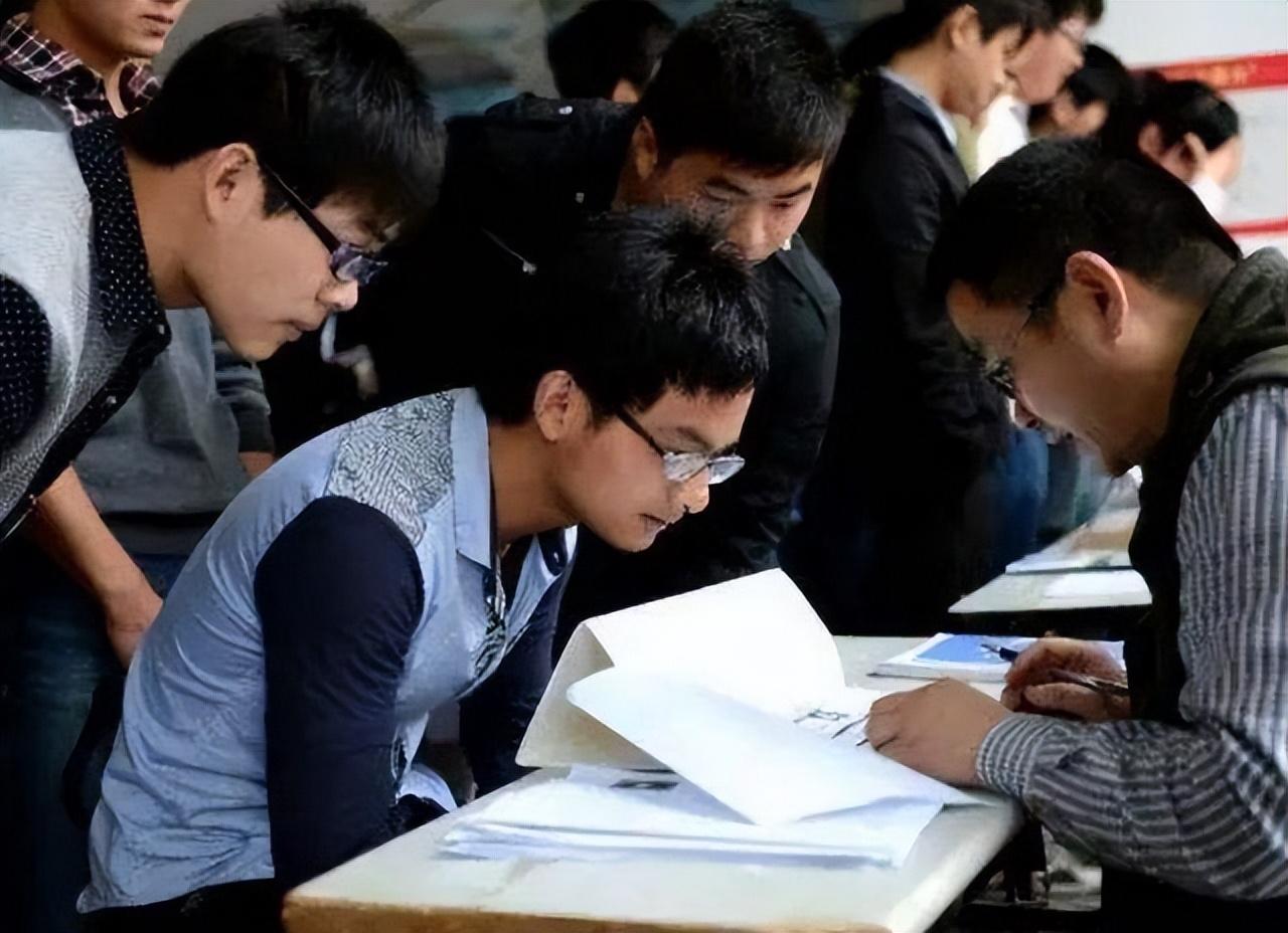 鐵路薪資改革邁入新時代，科技重塑未來，最新動態(tài)揭示變革趨勢