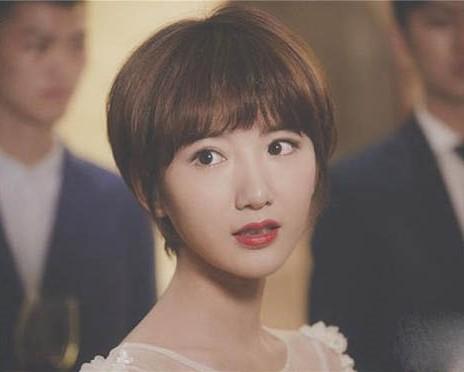 最新網(wǎng)紅短發(fā)造型詳解，時尚短發(fā)打造步驟指南與照片參考