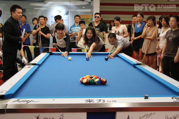 來(lái)力臺(tái)球比賽，精彩競(jìng)技盛宴，展現(xiàn)臺(tái)球技藝的舞臺(tái)