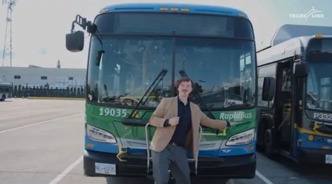 探索隱藏小店，最新快車帶你領(lǐng)略小巷深處的獨特風味