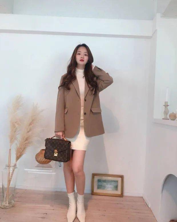 韓國新晉女主播作品探秘與欣賞，領(lǐng)略精彩瞬間