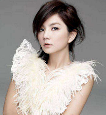 星光下的秘密，明星狐臭揭秘與香氛奇遇探秘