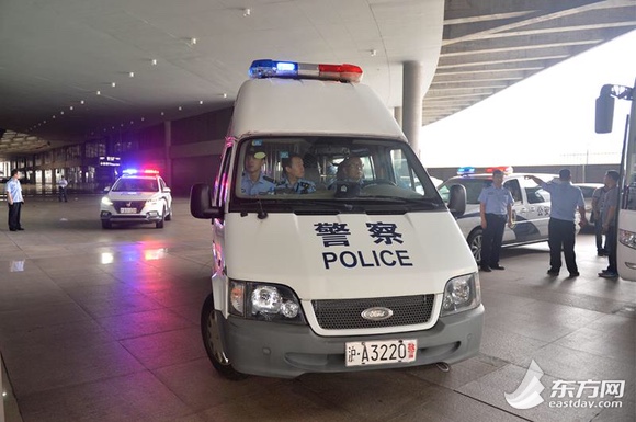 最新小額詐騙動(dòng)態(tài)揭秘，小巷深處的神秘特色小店警惕詐騙風(fēng)險(xiǎn)