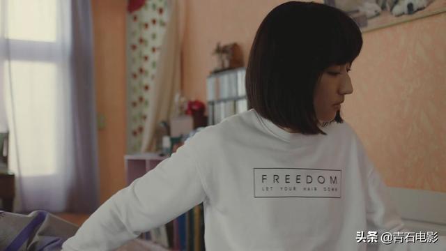 演員何佳，炸裂演技，魅力四射??