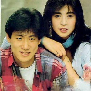 揭秘明星背后的故事，光環(huán)下的真實身份?