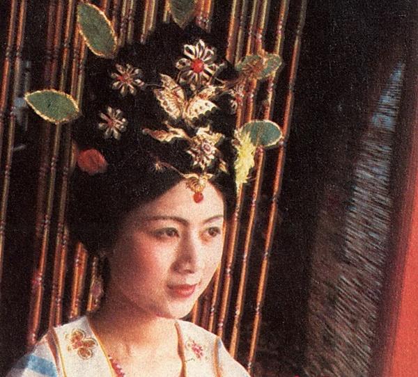 演員馬蘭圖片集，展現(xiàn)風(fēng)采的劇照欣賞