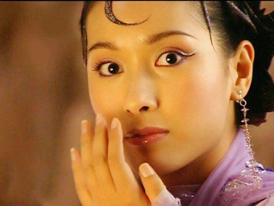 探秘小巷寶藏，女明星小說專屬店鋪的獨(dú)家珍藏