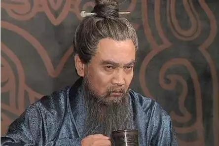 曹操演員揭秘，日常趣事分享與角色背后的故事