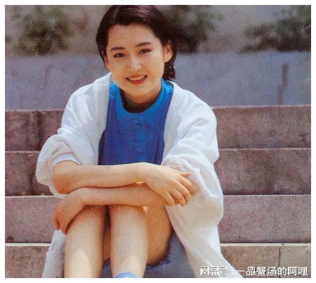 重磅推出，演員楊青科技新品，引領(lǐng)未來生活新潮流！