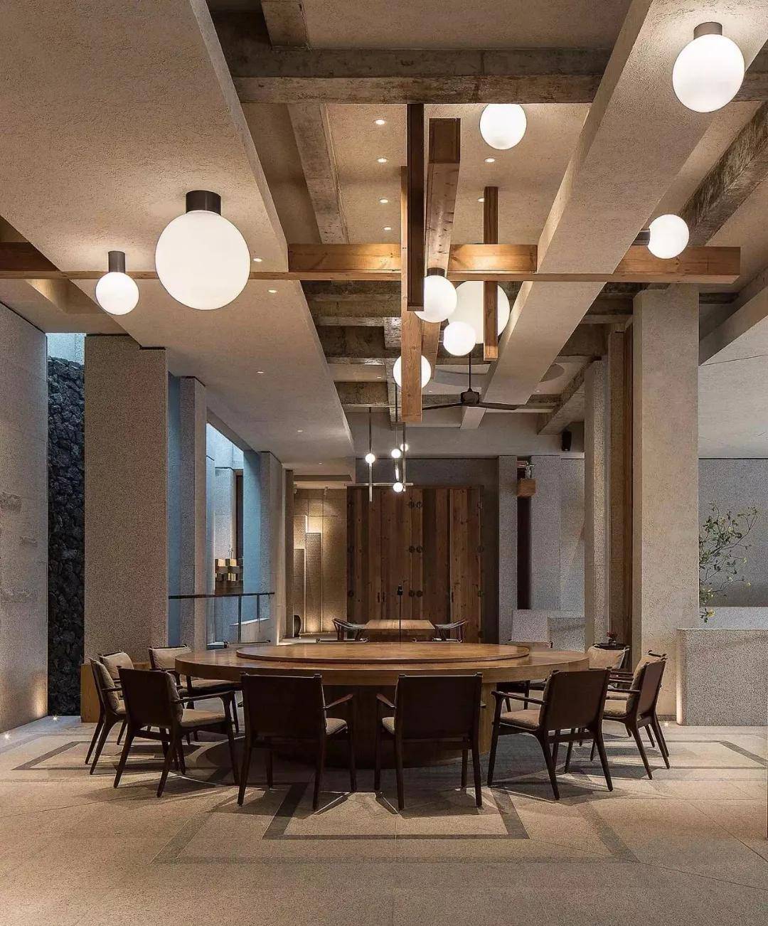 最新過(guò)道吊裝設(shè)計(jì)，小巷深處的獨(dú)特探索之旅