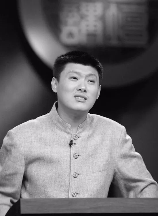 袁騰飛日常趣事與友情的溫馨紐帶，最新分享揭秘他的世界