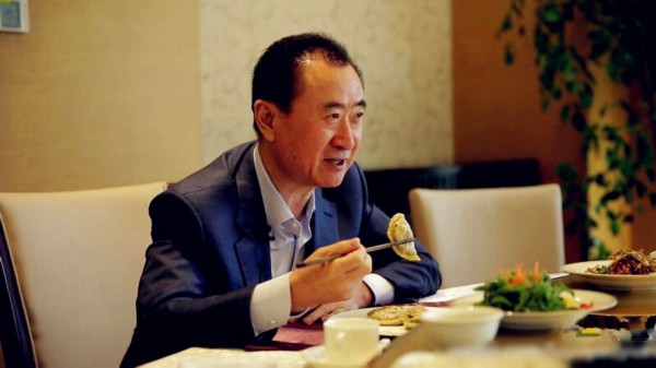 王健林引領(lǐng)科技革新，重塑生活體驗，科技巨擘展望未來新篇章