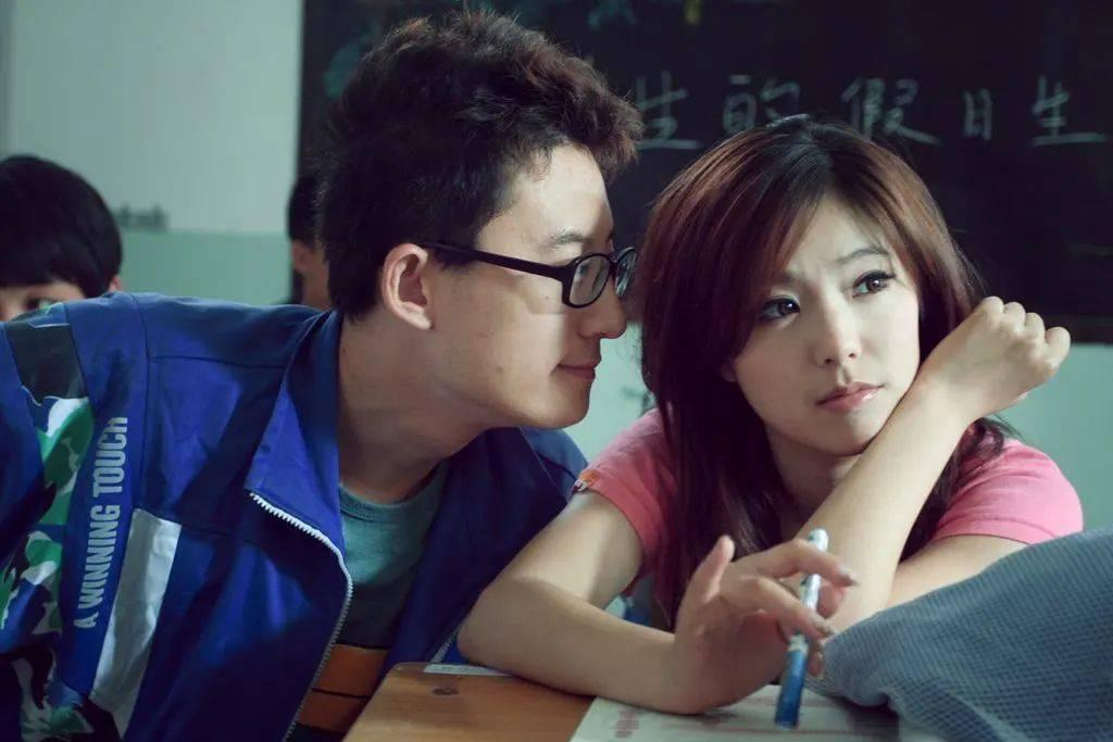 宅男網(wǎng)最新動態(tài)，學(xué)習(xí)變化，擁抱自信與成就感之路