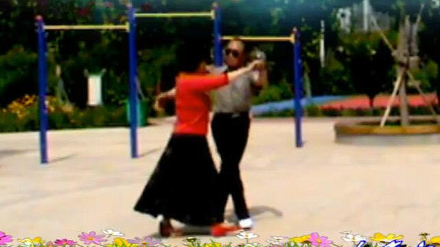 最新恰恰雙人舞對(duì)跳，舞動(dòng)中的溫情紐帶，展現(xiàn)雙人魅力風(fēng)采