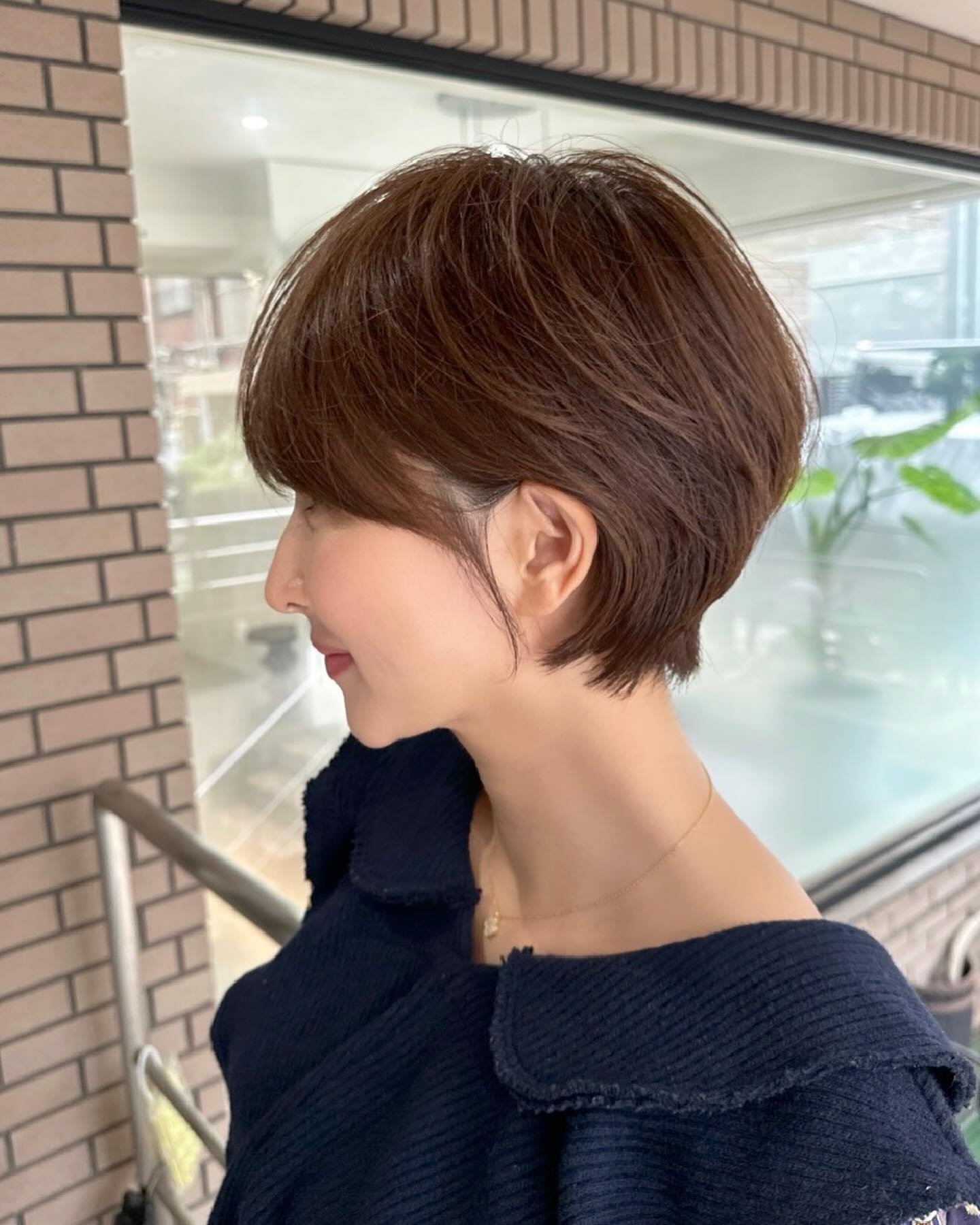 溫馨日常中的短發(fā)奇緣，愛的紐帶與最新發(fā)型圖片分享