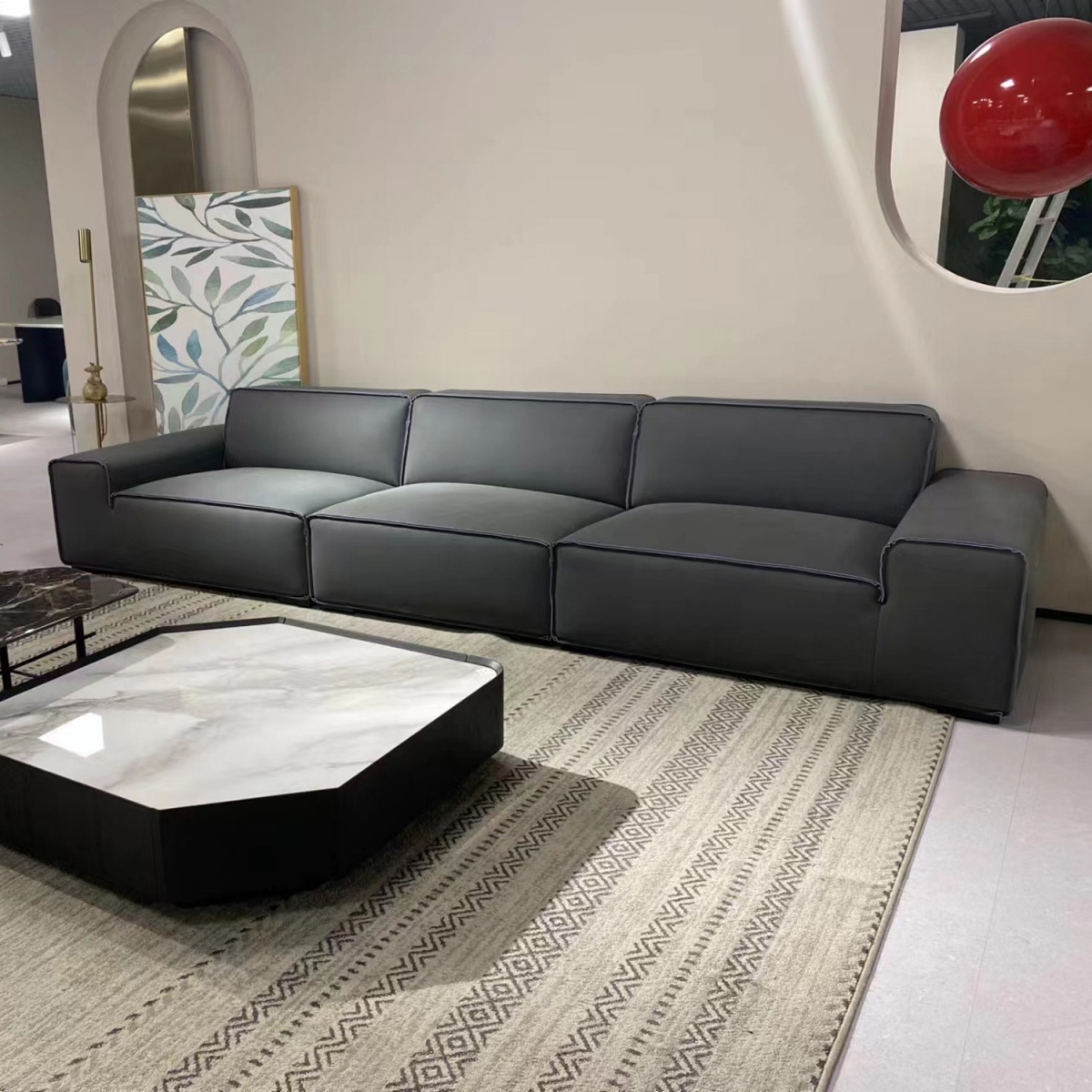 最新款沙發(fā)圖片，展現(xiàn)變化中的學(xué)習(xí)，自信與成就感的源泉