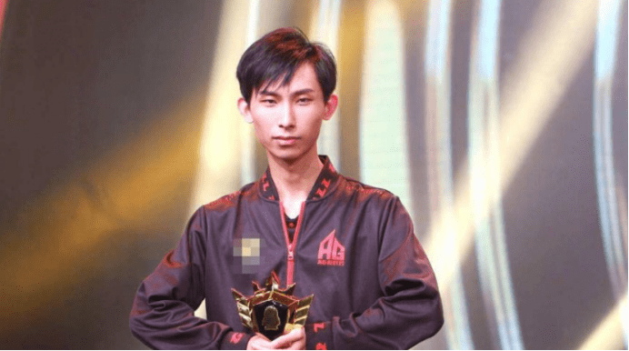 夢(mèng)淚最新視頻，變化中的學(xué)習(xí)之旅，自信與成就感的起點(diǎn)