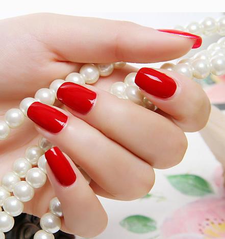 最新流行指甲圖片，與自然美景的邂逅，探尋內(nèi)心寧?kù)o的美甲藝術(shù)