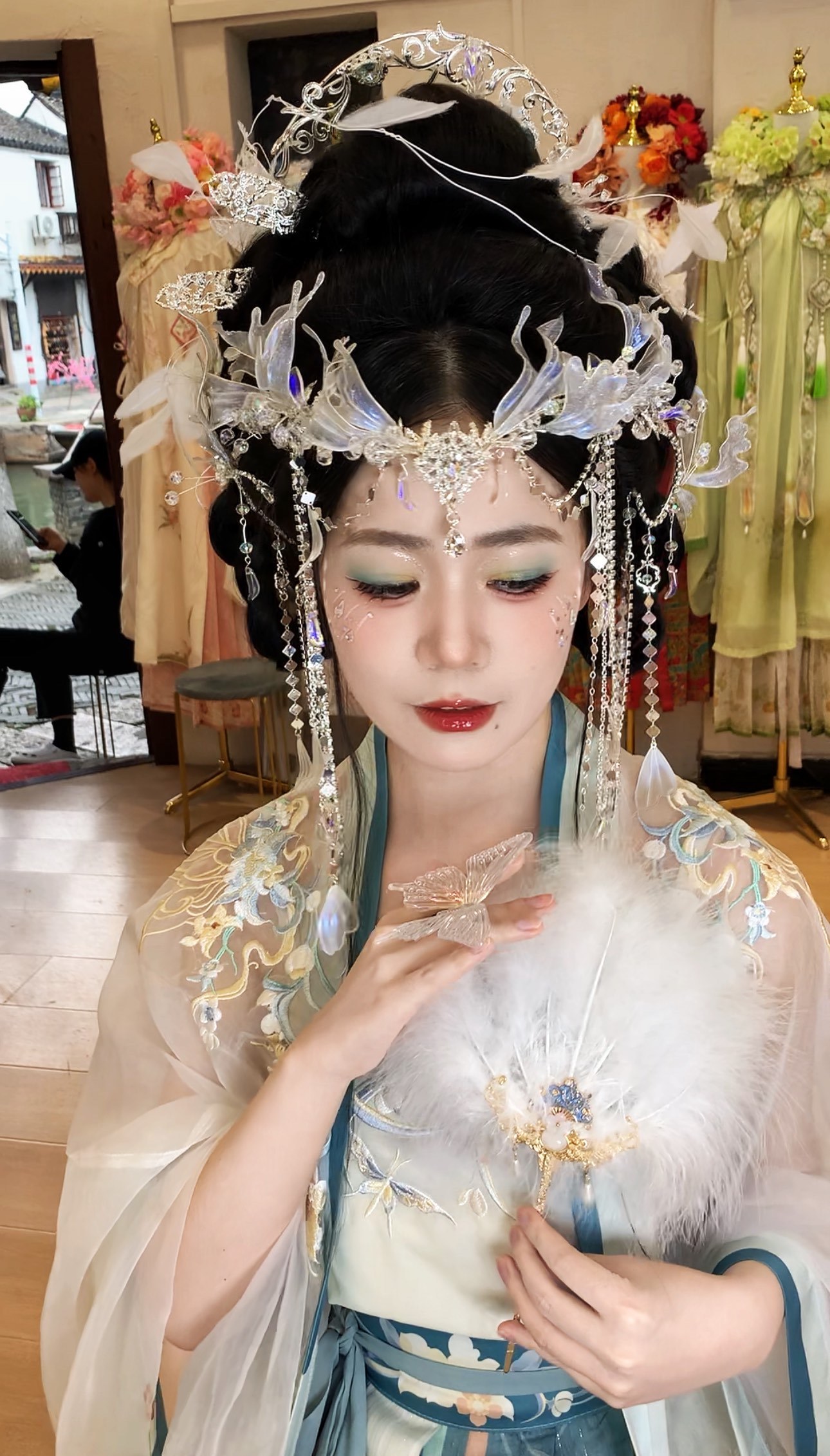 最新古裝造型，回溯背景、影響與地位，引領時尚風潮