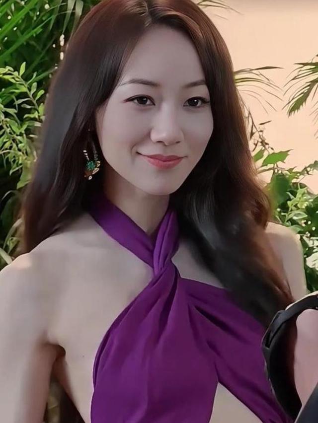 女性頭像時(shí)尚潮流演變，最新風(fēng)尚與2025年流行趨勢預(yù)測