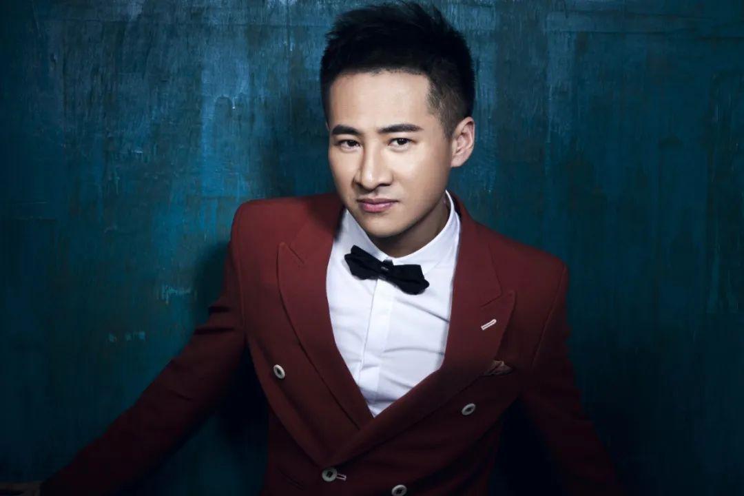 海明威的最新動態(tài)，音樂、學(xué)習(xí)與成長的勵志之旅揭秘