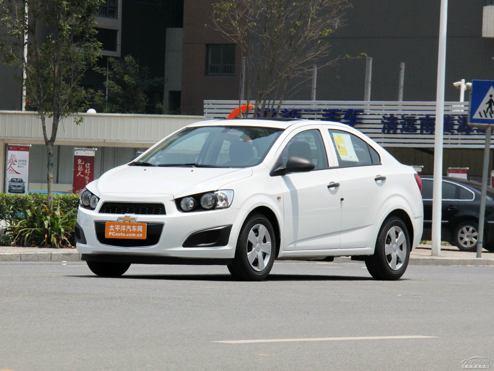 愛唯歐最新動態(tài)，學習之光引領成長之路