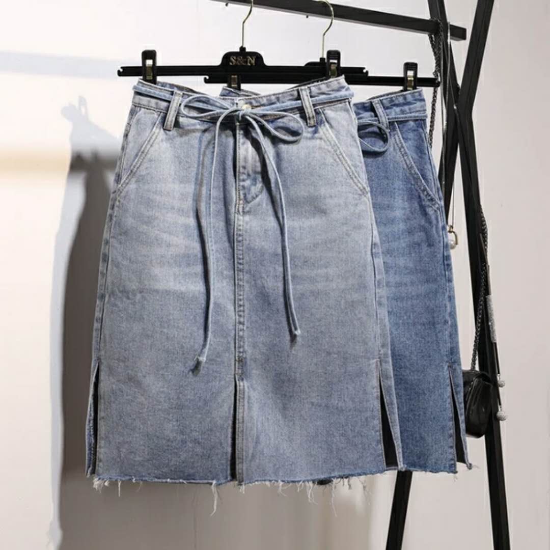 關(guān)于最新破洞褲的探討與流行趨勢分析