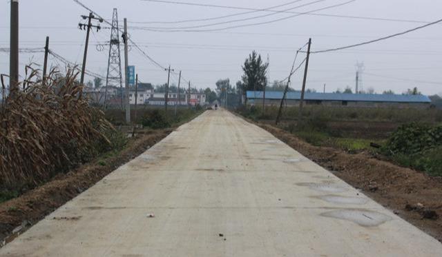 鄧州干部調(diào)整背后的故事，小巷深處的獨(dú)特風(fēng)景與美食瑰寶揭秘