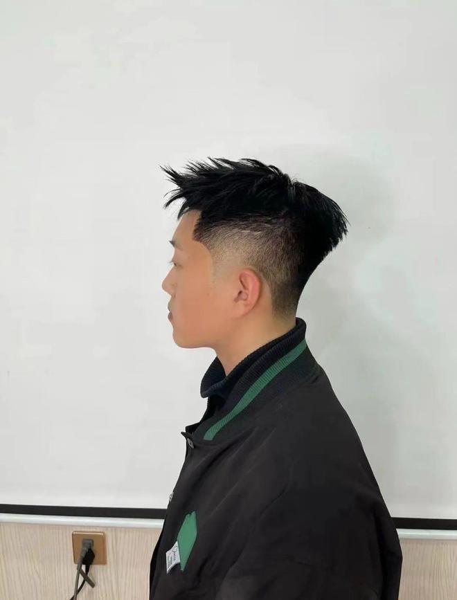 2025年最新男頭流行趨勢展望與時(shí)尚展望