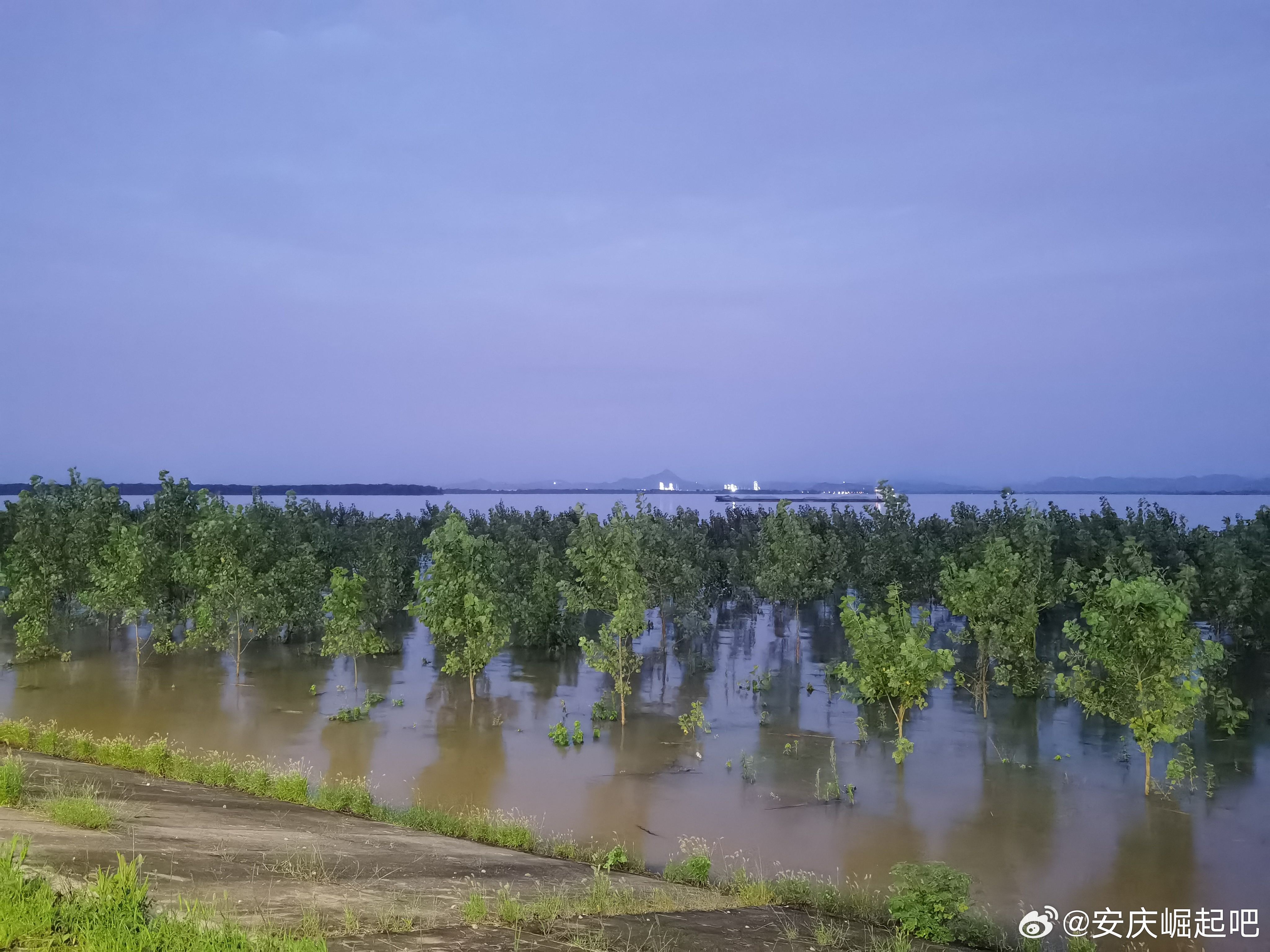 安慶洪水2025最新進(jìn)展，城市變遷中的精神力量展現(xiàn)