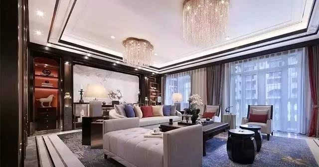 最新吊頂款，奇妙日常的探索