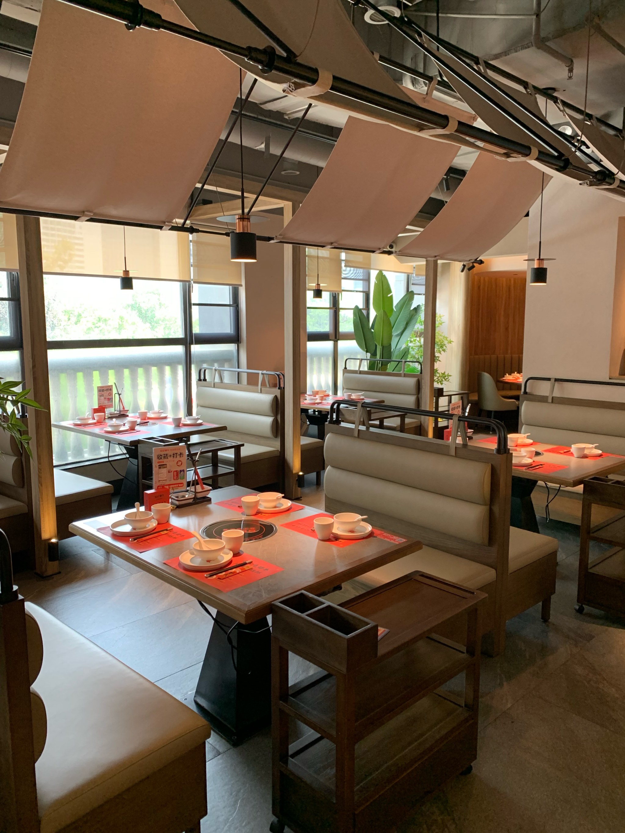 ??餐廳新動(dòng)態(tài)揭秘，美食新風(fēng)尚引領(lǐng)味蕾盛宴！