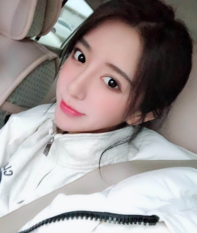 紅人網(wǎng)最新動態(tài)，學(xué)習(xí)變化，自信助力夢想實(shí)現(xiàn)